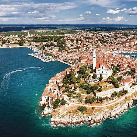 Cvek 3 4* Rovinj